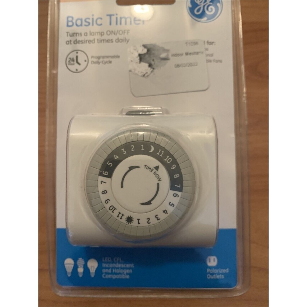 GE 24 Hour Heavy Duty Indoor Plug-In Mechanical Programmable Timer - Picture 3 of 8